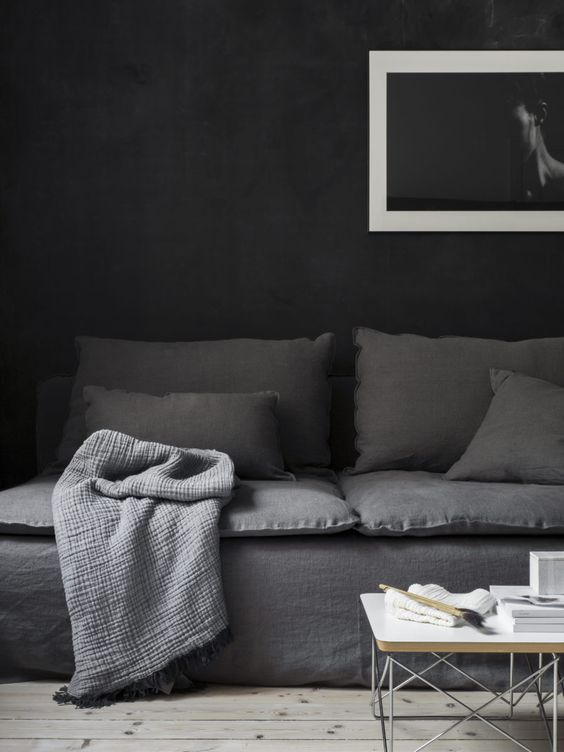 Loose fit Urban Cover, Söderhamn sofa. Styling Pella Hedeby, Photographer Sara Medina Lind