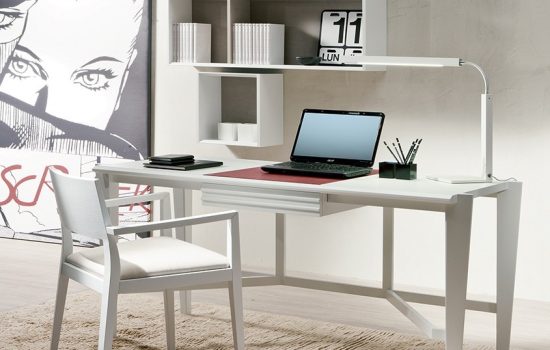 Home Office. Jak urządzić domowe biuro?