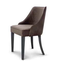 Royal Rosanero upholstered chair