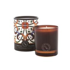 Sandalwood and Fava Tonca Castelbel scented candle 210g.