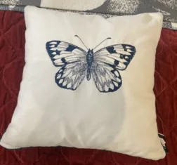Poduszka Insectarium Butterfly White/Blue N°3 Maja Laptos Studio 45x45cm